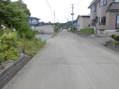 【前面道路含む現地写真】 | 大館市白沢字寺ノ沢・売地