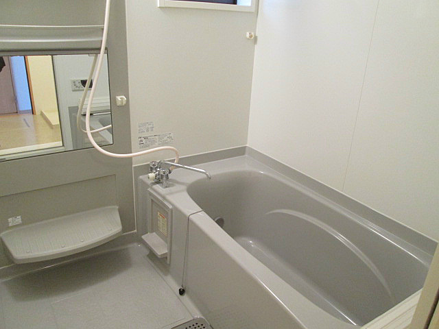 フローラの浴室