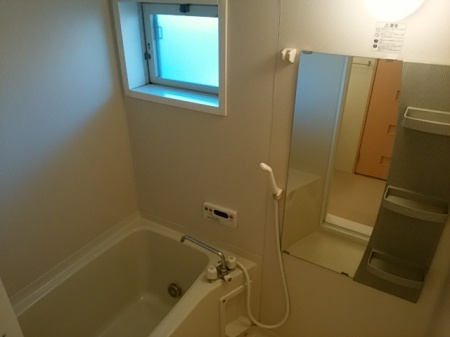 リビングタウンかじま台　Cの浴室