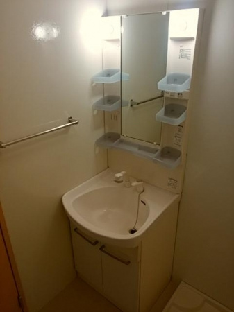 リビングタウンかじま台　Cの独立洗面台