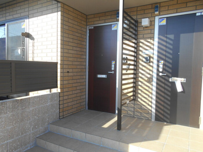 【エントランス】 | ファミール・