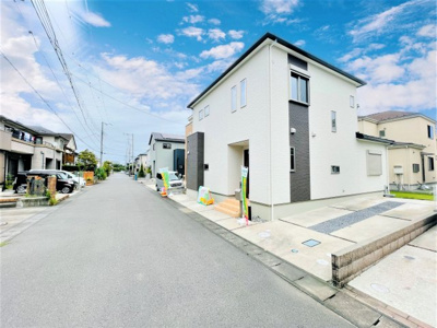 【前面道路含む現地写真】 | 野田市みずき一丁目中古住宅 | 実際に現地で周辺環境や街並み、近隣のスーパーや通学路の安全性、病院、公園・・・など生活のイメージをご確認ください！