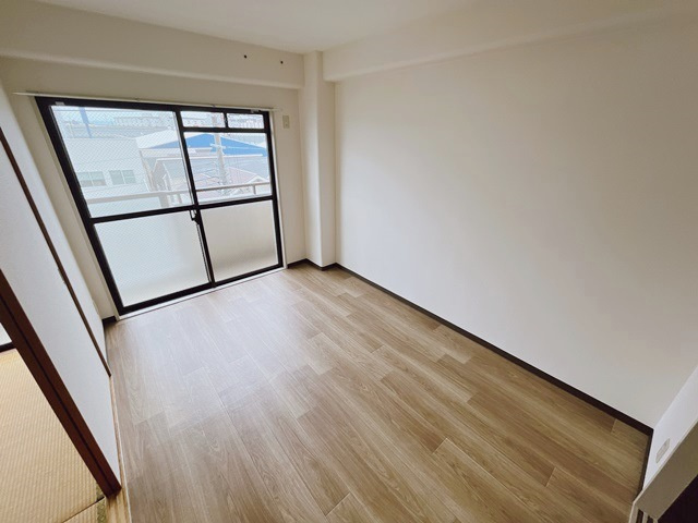 【居間・リビング】 | 第７摂津マンション