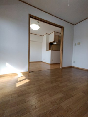 | アット長田