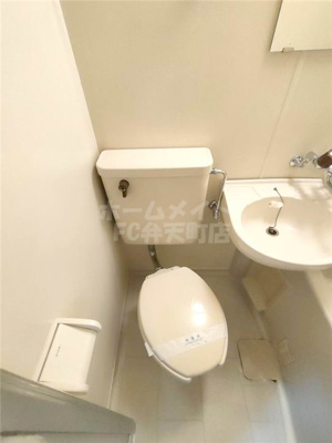 【トイレ】 | オロヒルズ弁天町 | トイレです
