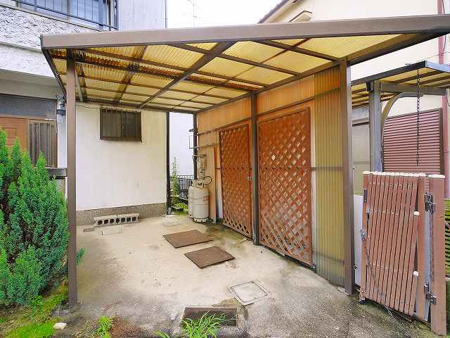東九条町戸建（東九条町566-2）の駐車場|駐車場です