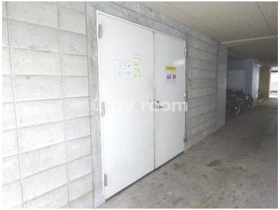 【その他共用部分】 | サムティ新大阪WEST | 敷地内ゴミ置き場