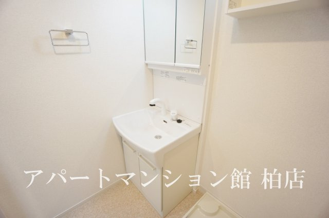 ソフィアフルールⅡの独立洗面台