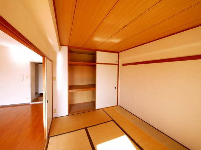 奈良瓦堂町スカイマンションの和室|和室がひろがる居住スペース