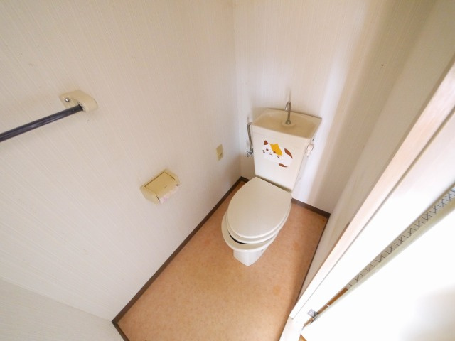 奈良瓦堂町スカイマンションのトイレ|シンプルで使いやすいトイレです