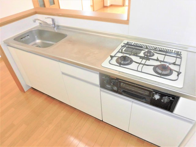 ロイヤル芝原南館のキッチン