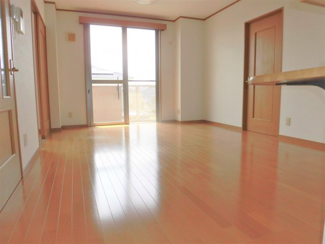 ロイヤル芝原南館の内装