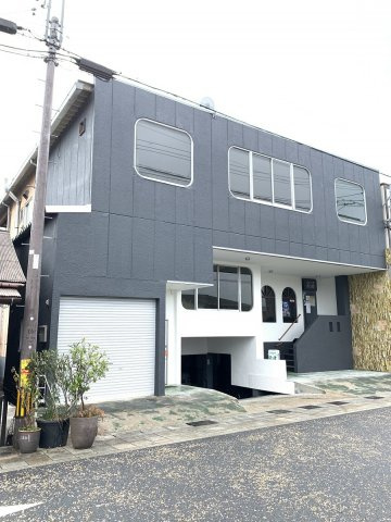 ジョイライフ本町貸家の外観