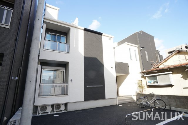 熊本市中央区坪井５丁目のアパートの外観