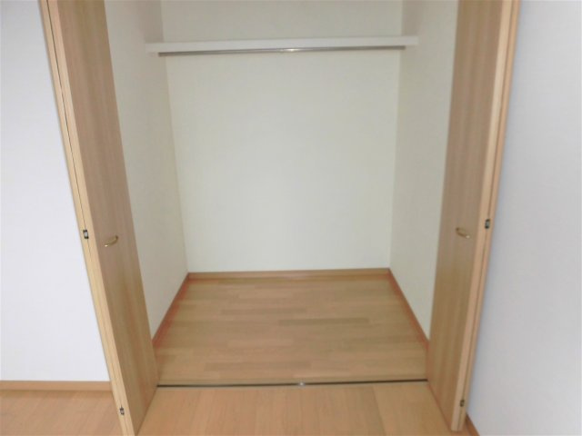 ロイヤル芝原北館の収納