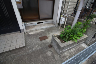 【エントランス】 | 菅原通2丁目貸家