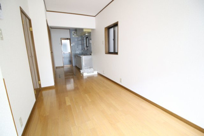 【居間・リビング】 | 菅原通2丁目貸家