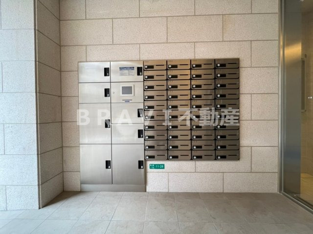 ボーベル玉造　BRAVI不動産のその他共用部分|【ボーベル玉造】郵便受け