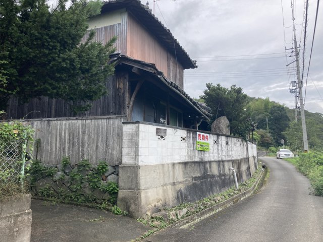 相生市若狭野町野々／中古戸建の前面道路含む現地写真|【現況写真】