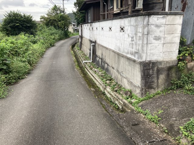 相生市若狭野町野々／中古戸建の前面道路含む現地写真|【現況写真】