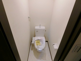 【トイレ】 | 落ち着いた色調のトイレです