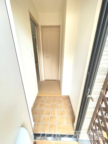 【玄関】 | 明るい玄関です