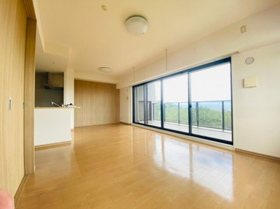 【居間・リビング】 | ワコーレ　ザ・舞子レジデンス