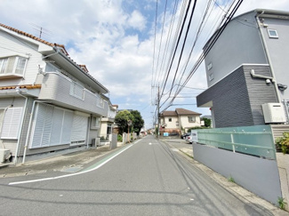 【前面道路含む現地写真】