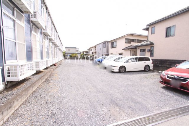 グレイスⅠの駐車場