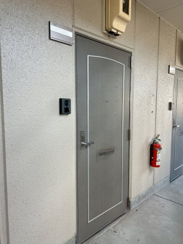 プラージュKのエントランス