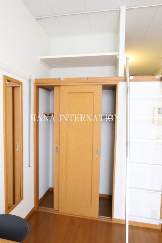 レオパレス翁樹の収納