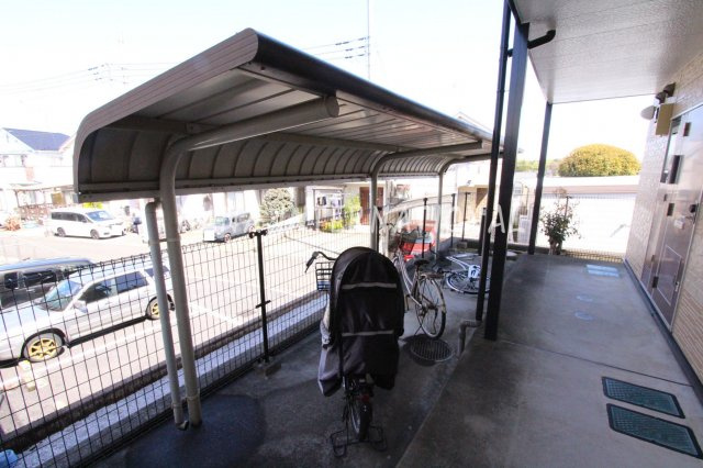 レオパレスエスペランサＣのエントランス