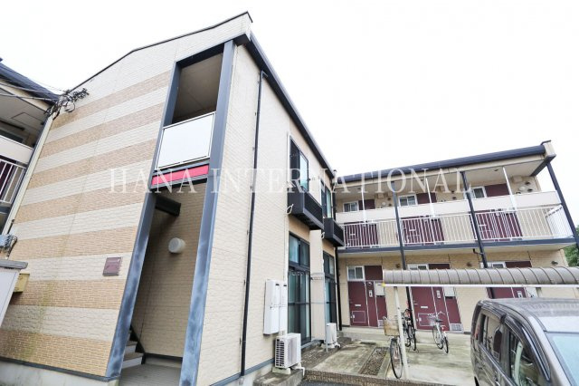 レオパレスカンタービレの外観