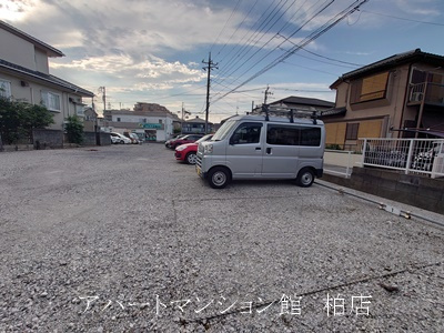 【駐車場】 | ラポール