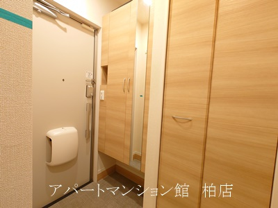 ラポールの玄関