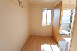 【洋室】 | ルナ・エスポワール