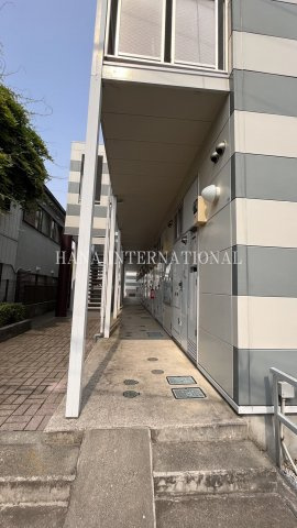 レオパレスプレーヌⅡのエントランス