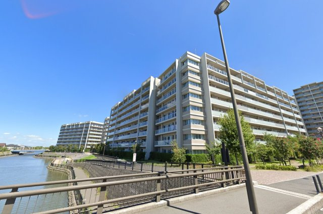 D’グラフォートレイクタウン A館の外観