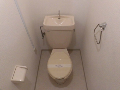 【トイレ】 | サンサーラ翁 | 清潔感のあるトイレです