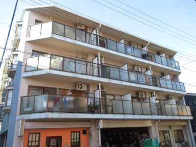 【外観】 | サンサーラ翁 | 閑静な住宅街にあるマンションです