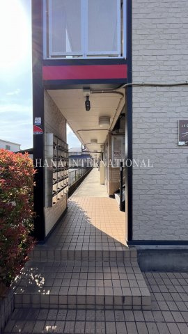 レオパレスクレスト川越のエントランス