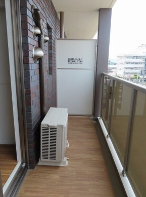 【バルコニー】 | ノイエス ラント