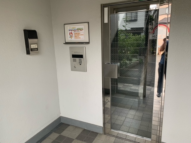 サンハイムHOKYOのエントランス