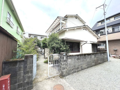 【外観】 | 小田原駅徒歩１５分の中古一戸建て。古民家のような味わいのある建物