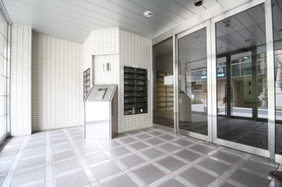 【エントランス】 | ロイヤル六甲駅前