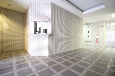 【ロビー】 | ロイヤル六甲駅前