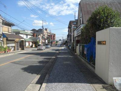 エントピア嵯峨の周辺|前面道路