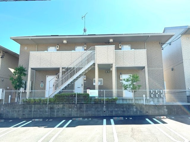 Solis Bの外観