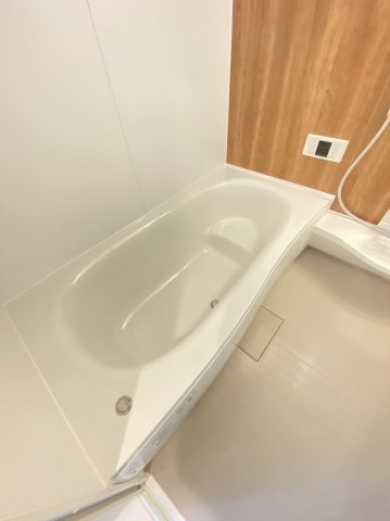 ラーデン柊の浴室