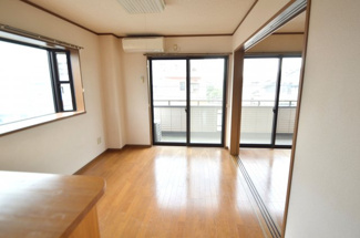 【居間・リビング】 | イースタンピュア